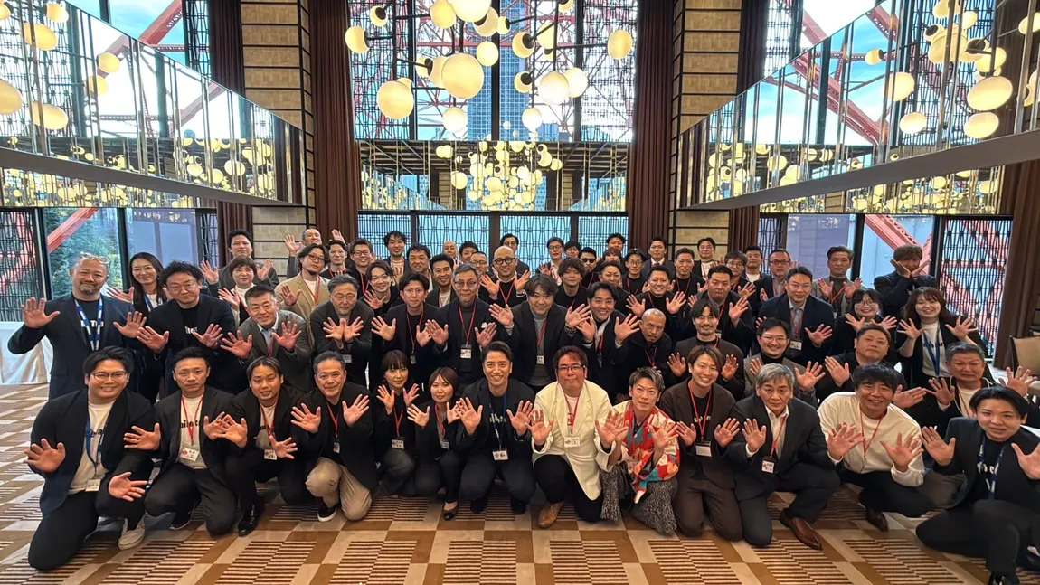 スマイルカンパニーの社員集合写真